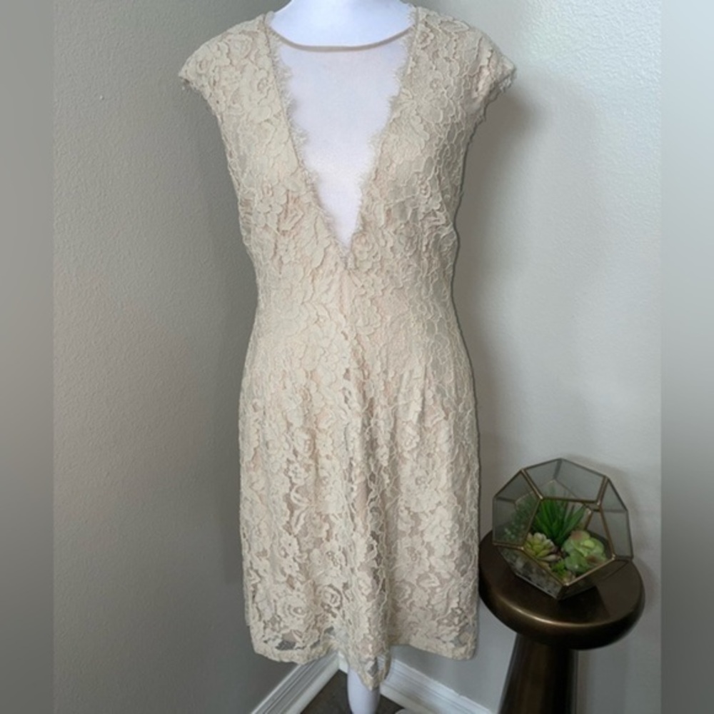 Aiden lace Dress